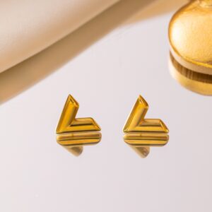 Stainless steel non-fading new simple gold niche light luxury V earrings