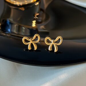 Fleeing Princess Chanel style bow earrings stainless steel high-end jewelry fashion all-match